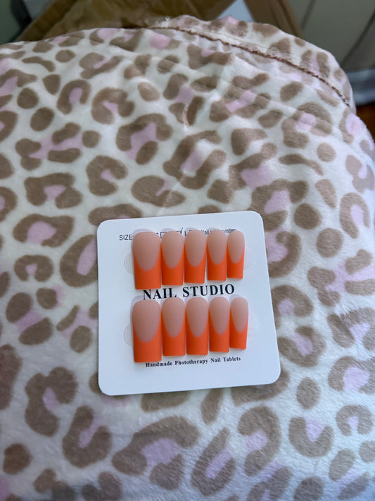 MATTE ORANGE FRENCH